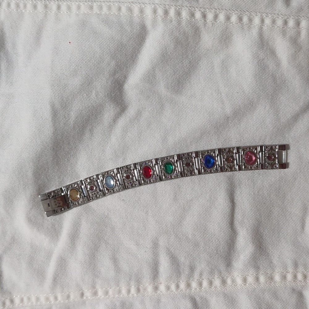 New Crystal Magnetic Bracelet Therapy Power Energy Balance Arthritis Pain Relief